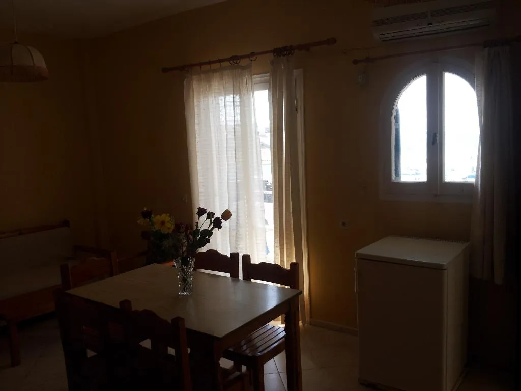 APARTMENT TWO BEDROOMS Room, Beachfront Salvanos, Corfu