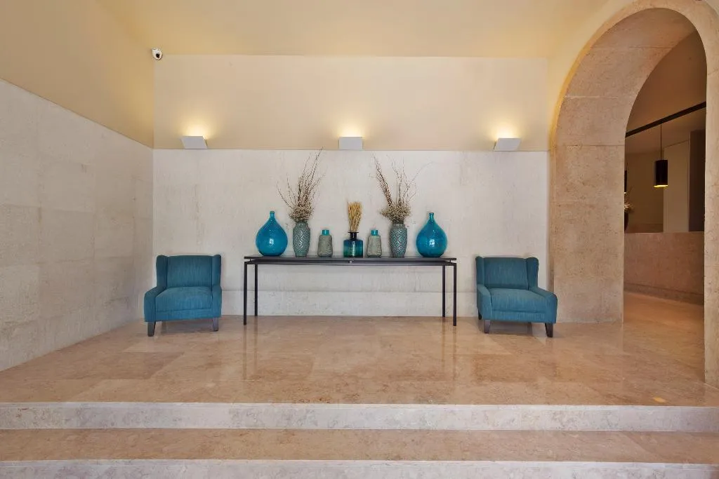 Lobby, Lisbon Five Stars Apartments 8 Building, Lisbon