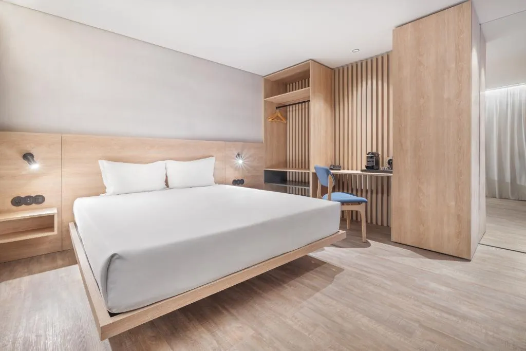 APARTMENT WITH BALCONY Room, Moov Apartments Boavista, Porto