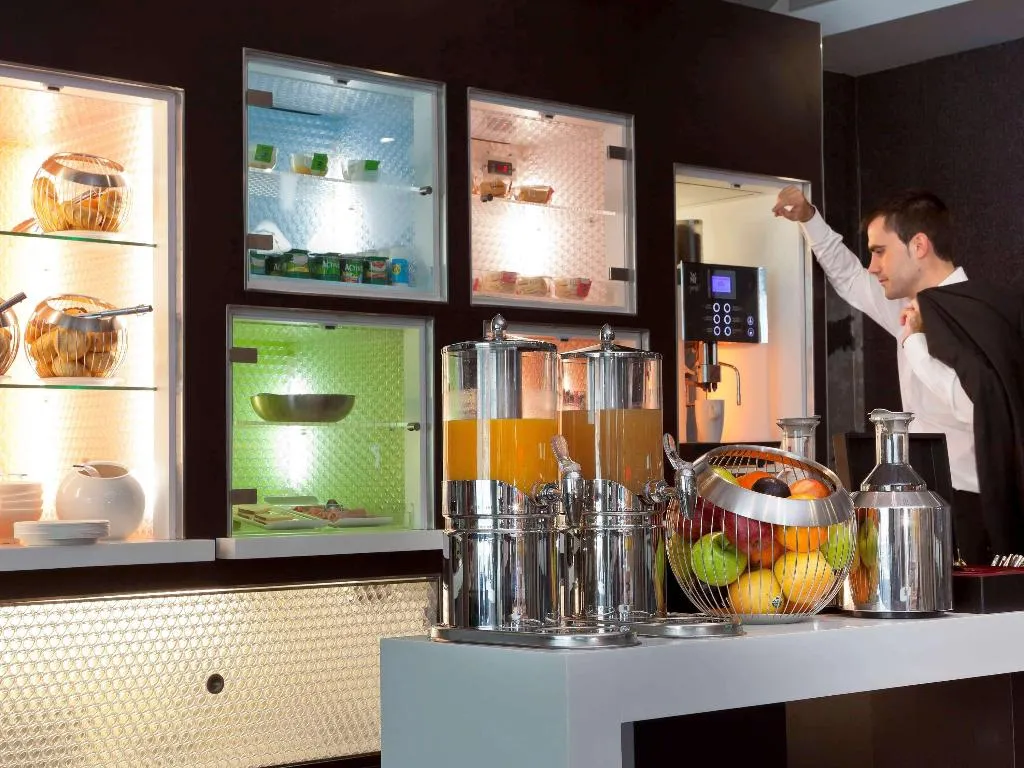 Bar, Novotel Suites Malaga Centro, Costa Del Sol