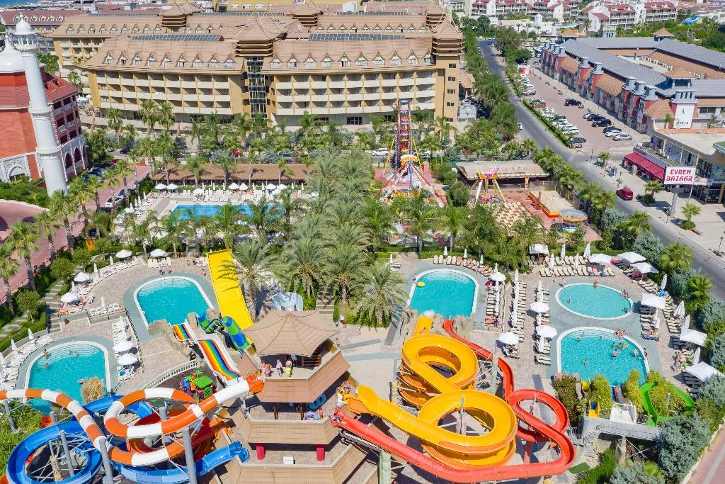Pool, Royal Taj Mahal, Antalya