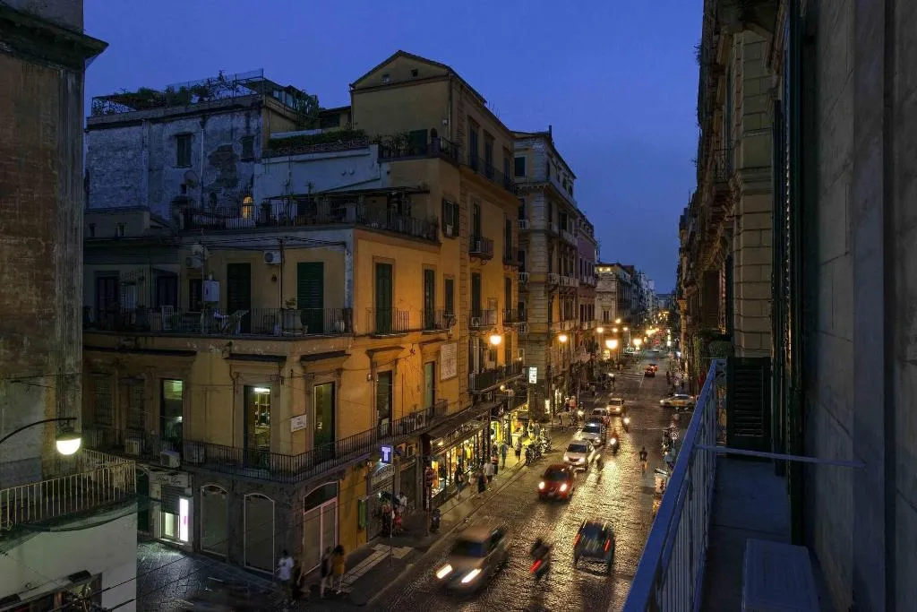 General view, Dante Maison De Prestige, Naples