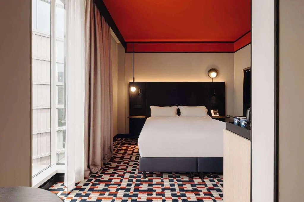 Room, DoubleTree by Hilton Amsterdam Centraal Station, Amsterdam