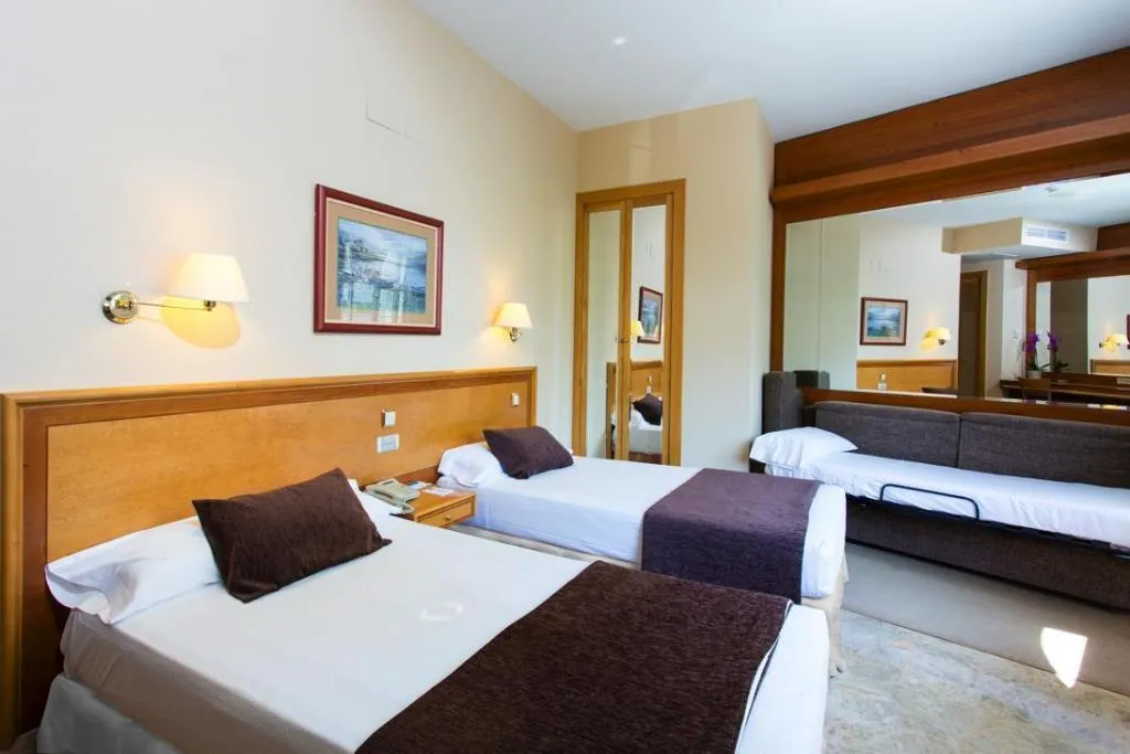 Room, VP Jardin de Tres Cantos, Madrid