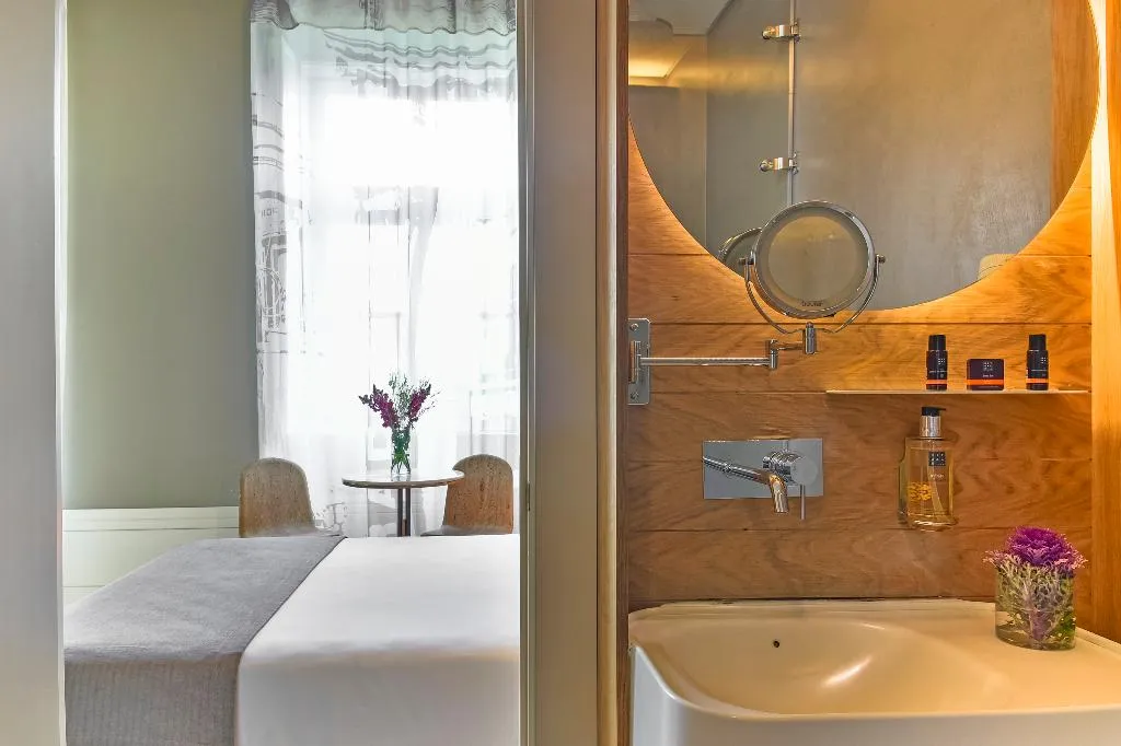 DOUBLE CLASSIC Room, My Story Hotel Rossio, Lisbon