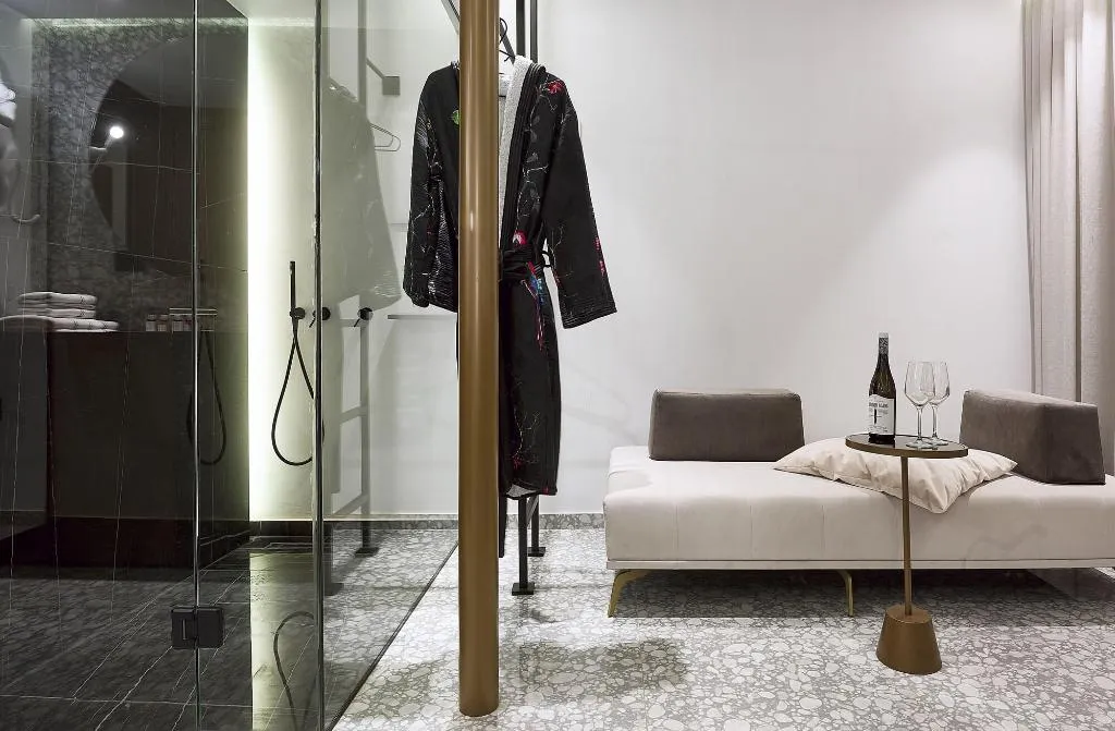 Room, Dyo Suites, Crete