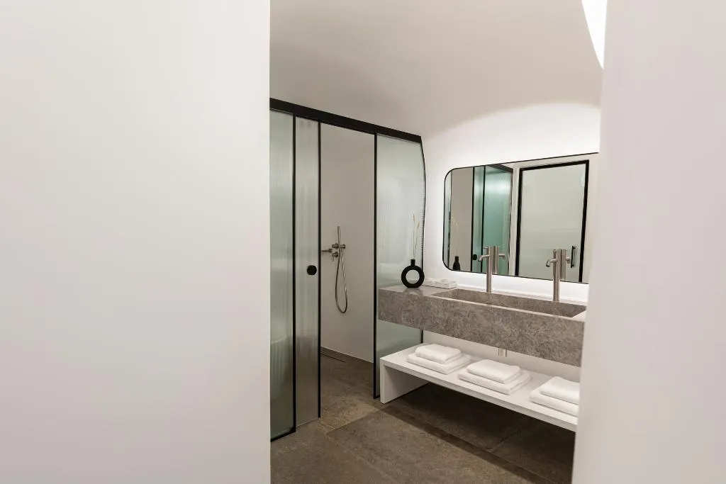 SUITE WITH PRIVATE POOL Room, Canaves Oia Suites, Santorini