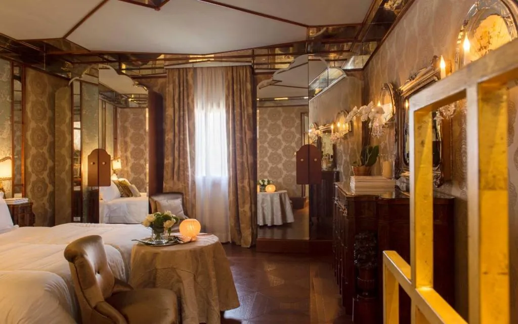 SUITE WITH TERRACE Room, Metropole Venezia, Venice