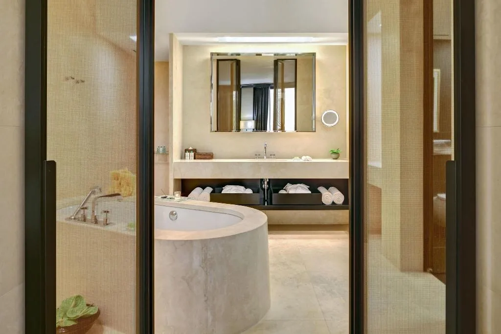 Room, Bulgari Milan, Milan