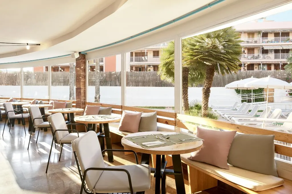 Restaurant, tent Playa de Palma, Majorca