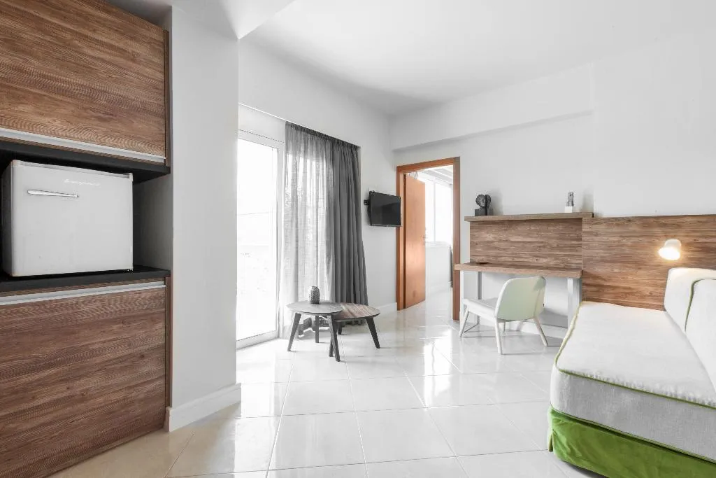 JUNIOR SUITE STANDARD Room, Garden City Resort, Kalamata