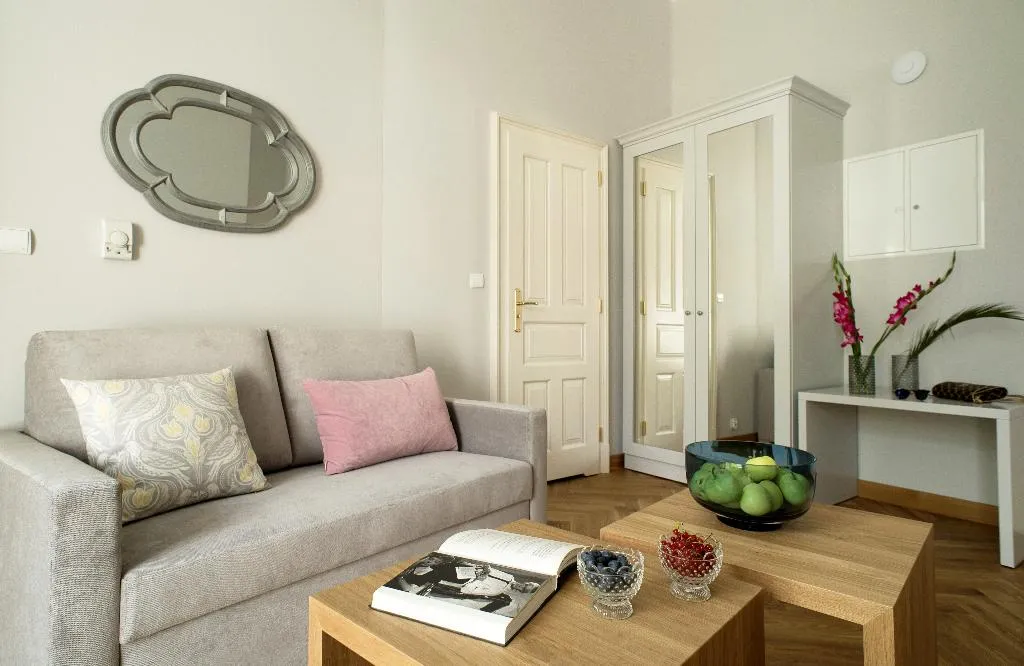 APARTMENT DELUXE ONE BEDROOM Room, Belle Epoque Residence, Krakow