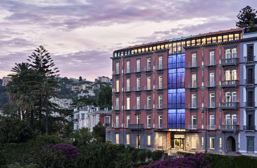 General view, de Bonart Naples-Curio Collection by Hilton, Naples