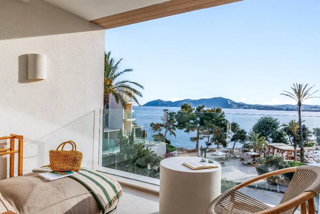 JUNIOR SUITE SEA VIEW Room, ME Ibiza, Ibiza
