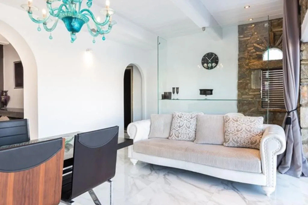 VILLA WITH PRIVATE POOL Room, Kivotos Mykonos, Mykonos
