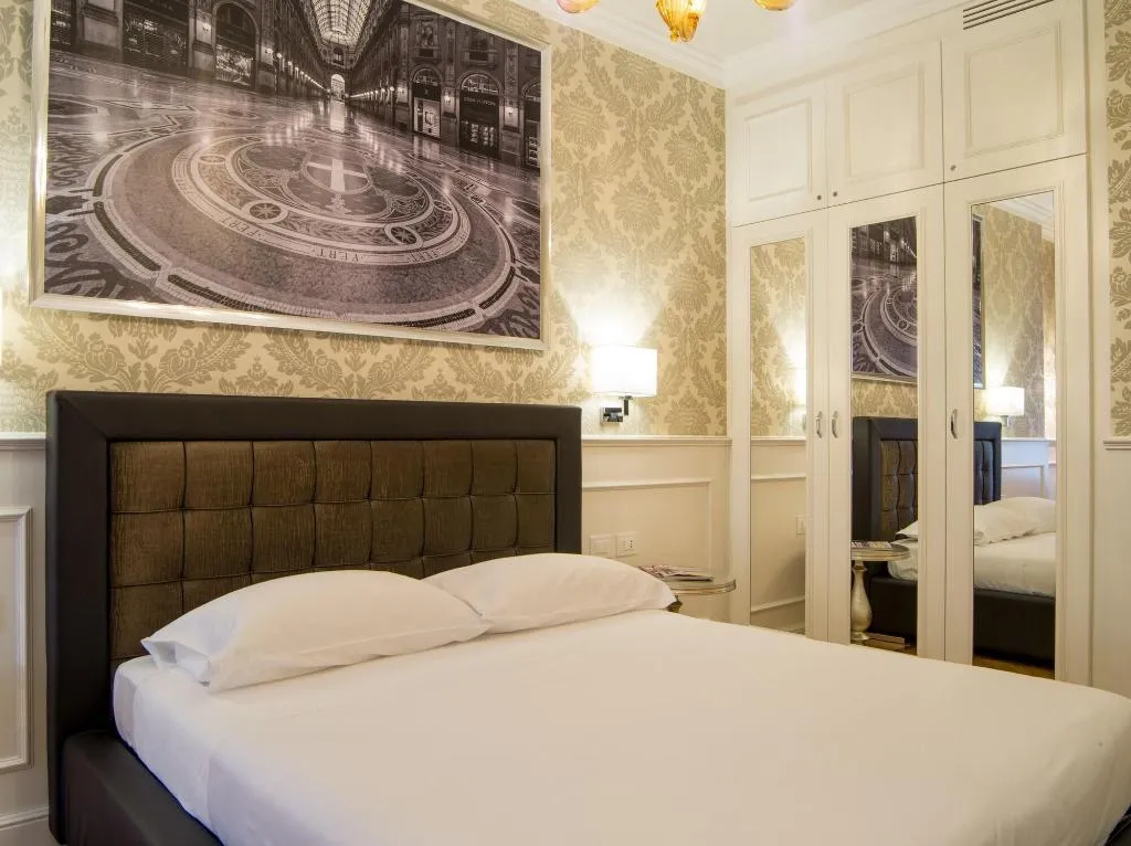 Room, Luxury Duomo Rooms, Milan