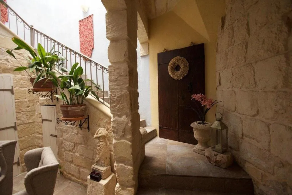 Conferences, Loggia Mariposa, Malta