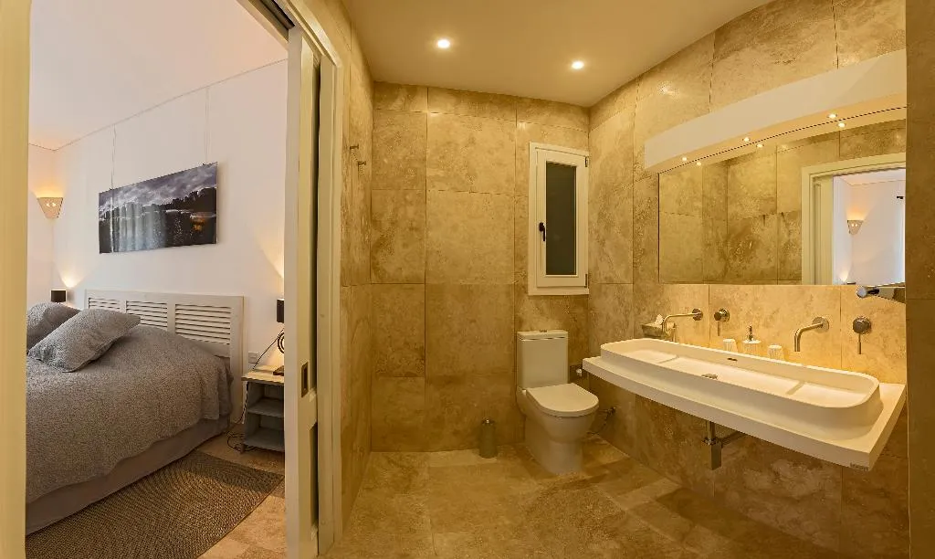 DOUBLE DELUXE Room, The Snop House, Malta