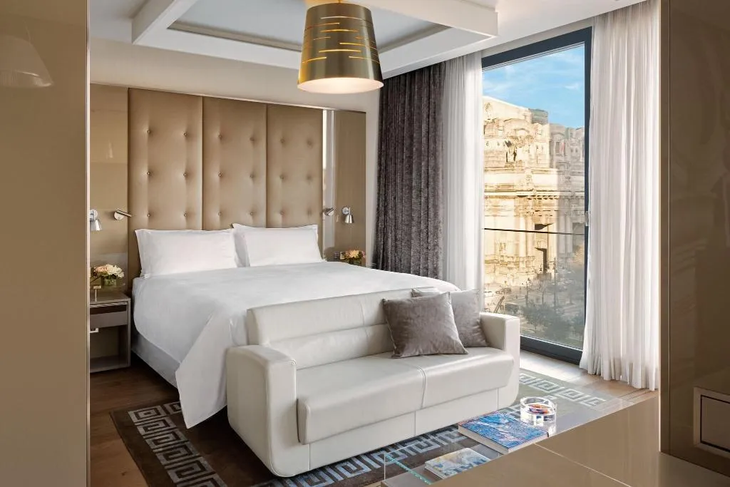 Room, Excelsior Hotel Gallia, a Luxury Collection Hotel, Milan