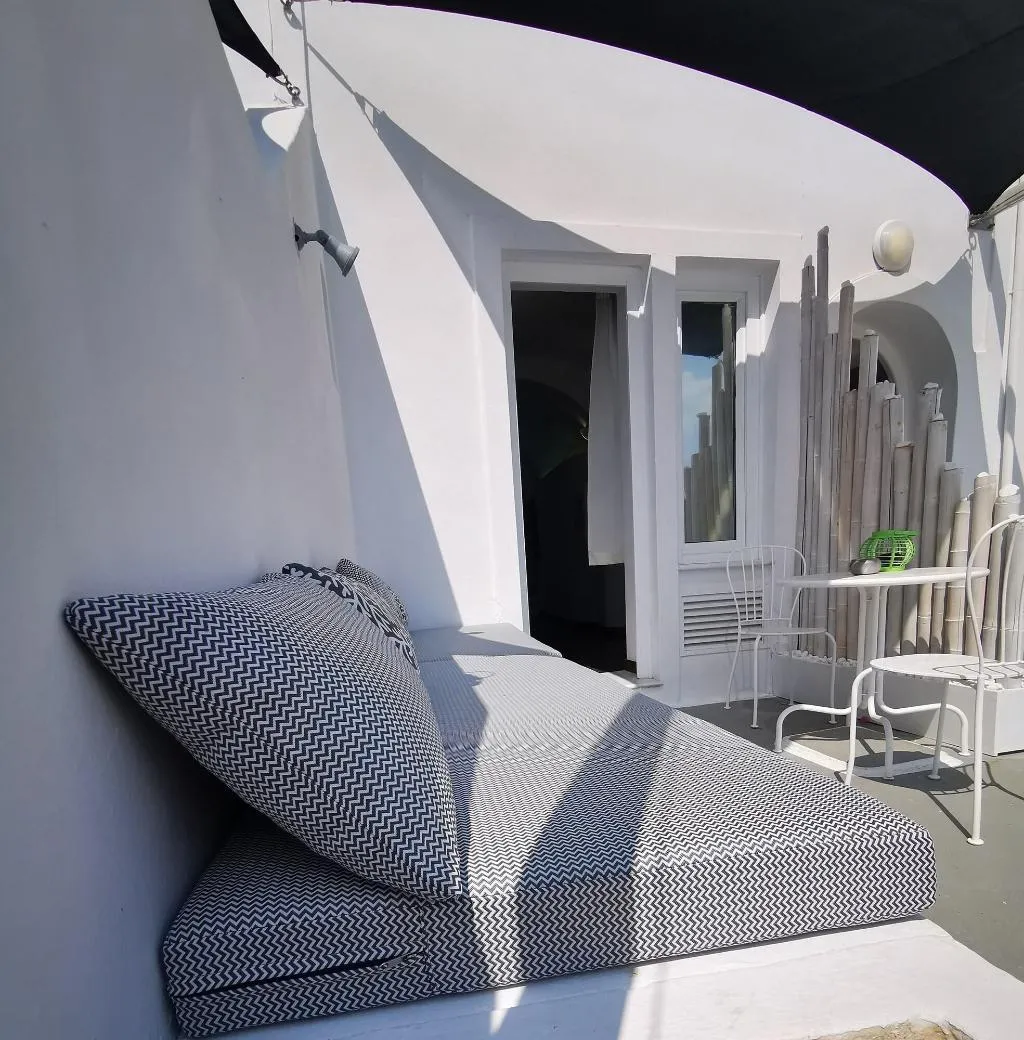 Room, Zenith Blue, Santorini