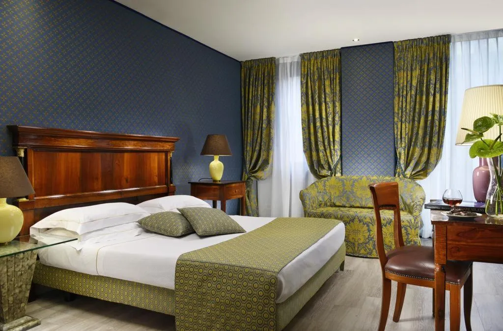 DOUBLE EXECUTIVE Room, Pierre Milano Hotel, Milan