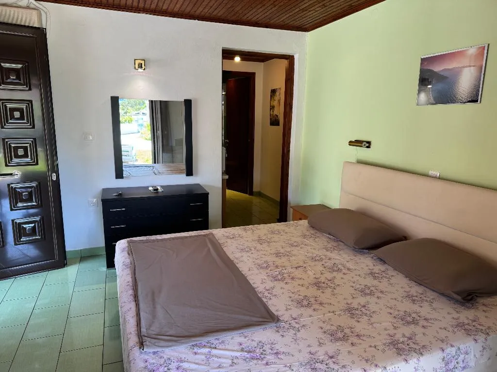 STUDIO STANDARD Room, Villa Panorea, Corfu
