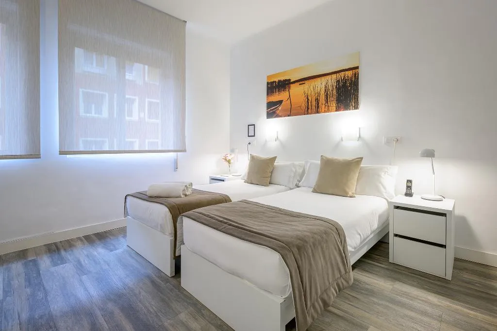DOUBLE STANDARD Room, NeoMagna Madrid, Madrid