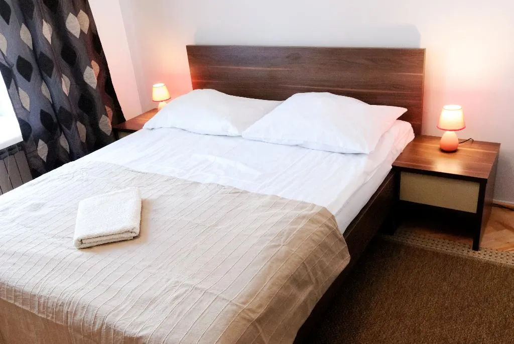 APARTMENT CAPACITY 6 TWO BEDROOMS Room, P&J Tourist Apartments, Krakow