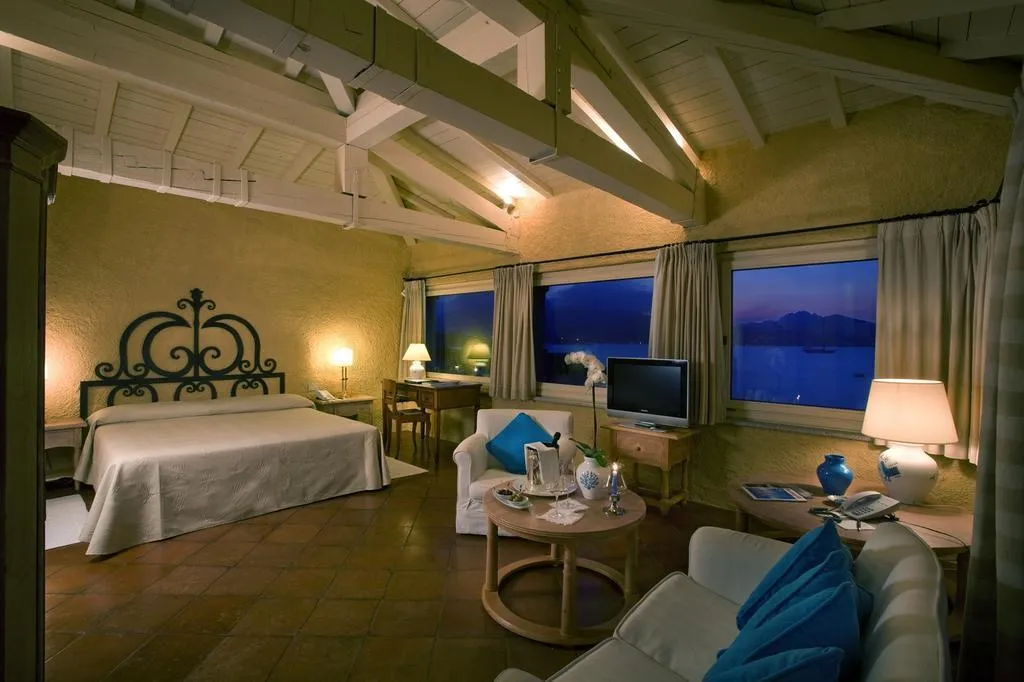 JUNIOR SUITE SEA VIEW Room, Sporting, Olbia