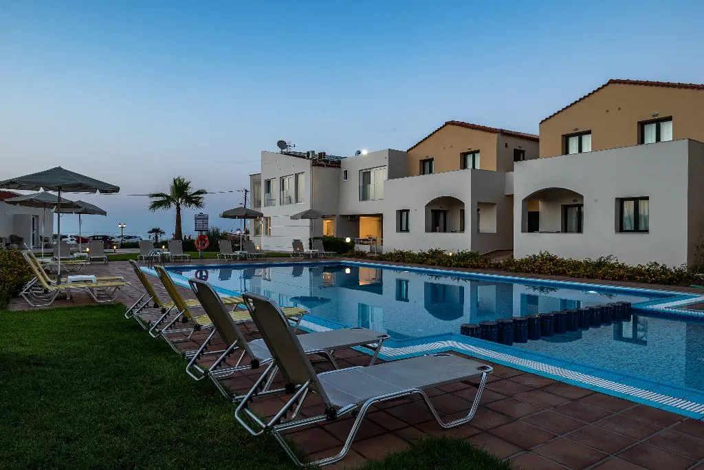 Pool, GT Beach, Crete