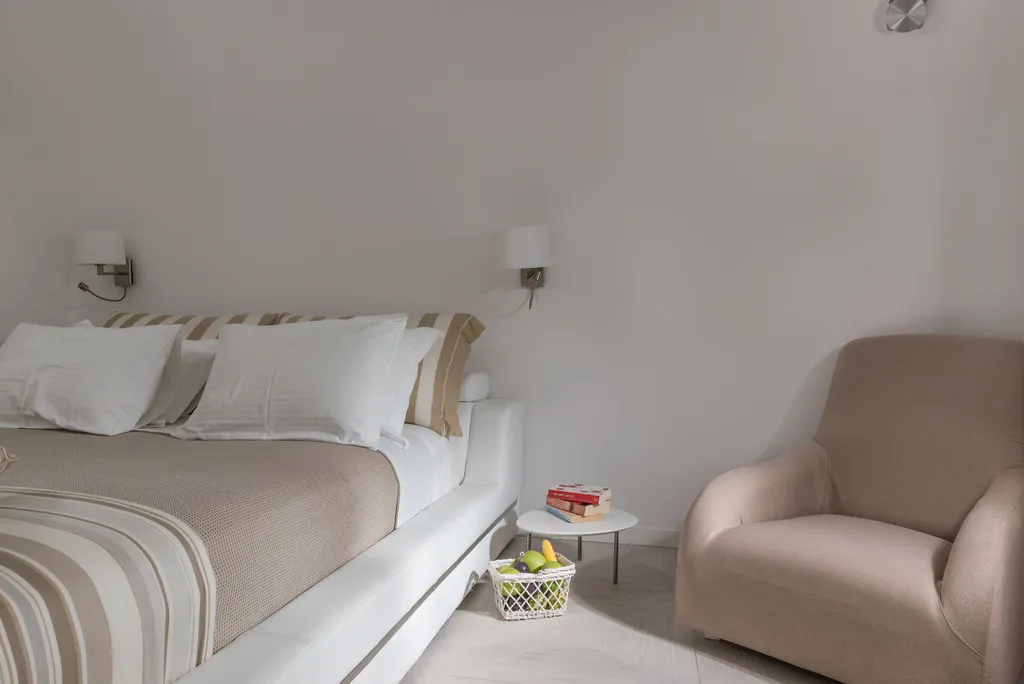 SUITE GRAND Room, Elite Luxury Suites, Santorini
