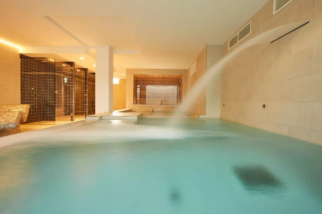 Sports and Entertainment, Ebano Hotel Apartments & Spa, Ibiza