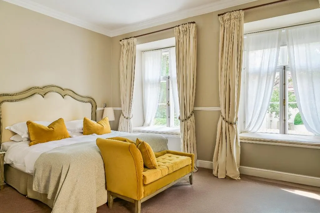 JUNIOR SUITE STANDARD Room, Schlossle, Tallinn