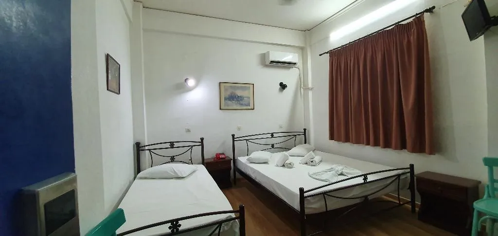 TRIPLE STANDARD Room, Sparta Team Hotel- Hostel, Athens