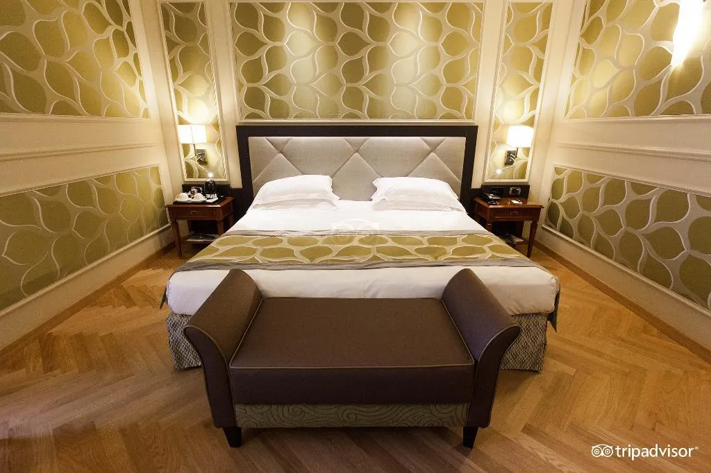 FAMILY ROOM STANDARD Room, Grand Visconti Palace, Milan