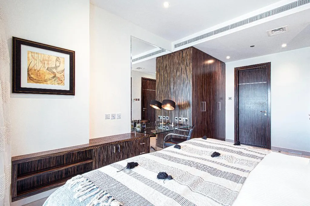 APARTMENT ONE BEDROOM WITH VIEWS Room, Songs Of The Lake By Lagom In Bonnington Tower, Dubai