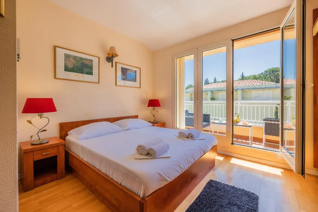 STUDIO WITH BALCONY Room, Aparthotel Park Osejava, Split