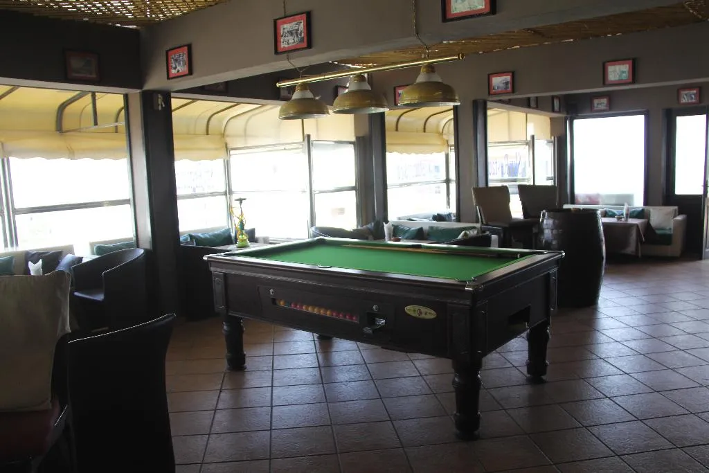 Bar, New Farah Hotel, Agadir