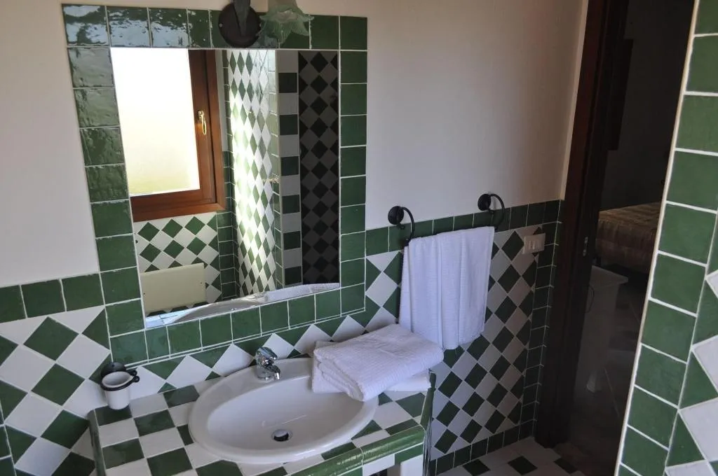 Room, Bed And Breakfast Pubulos, Olbia