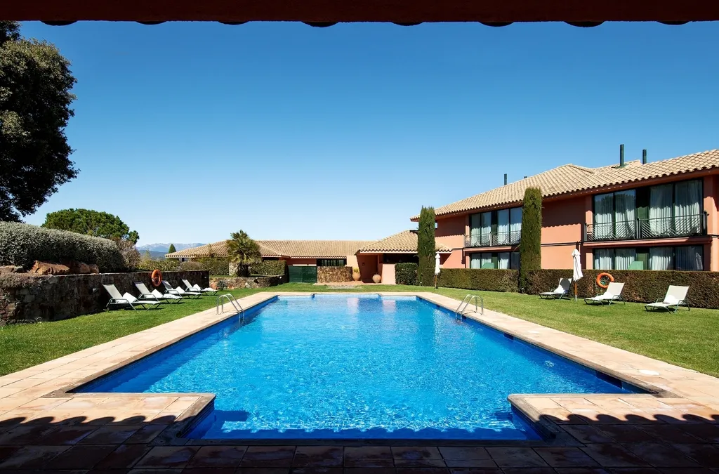 Pool, Torremirona Golf & Spa Resort, Costa Brava