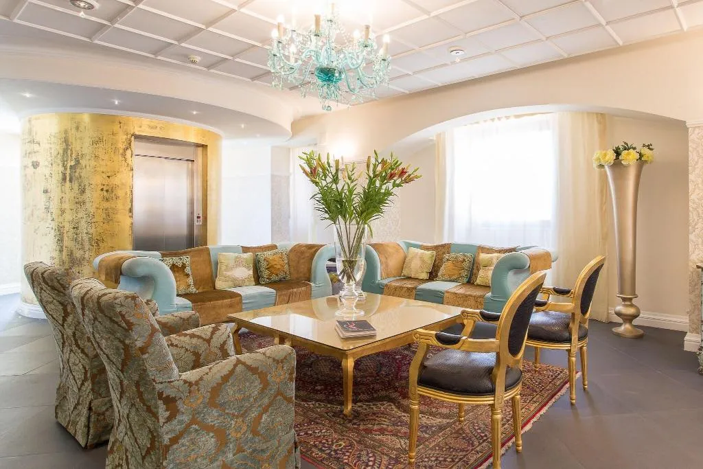 Lobby, Marina Holiday, Palermo