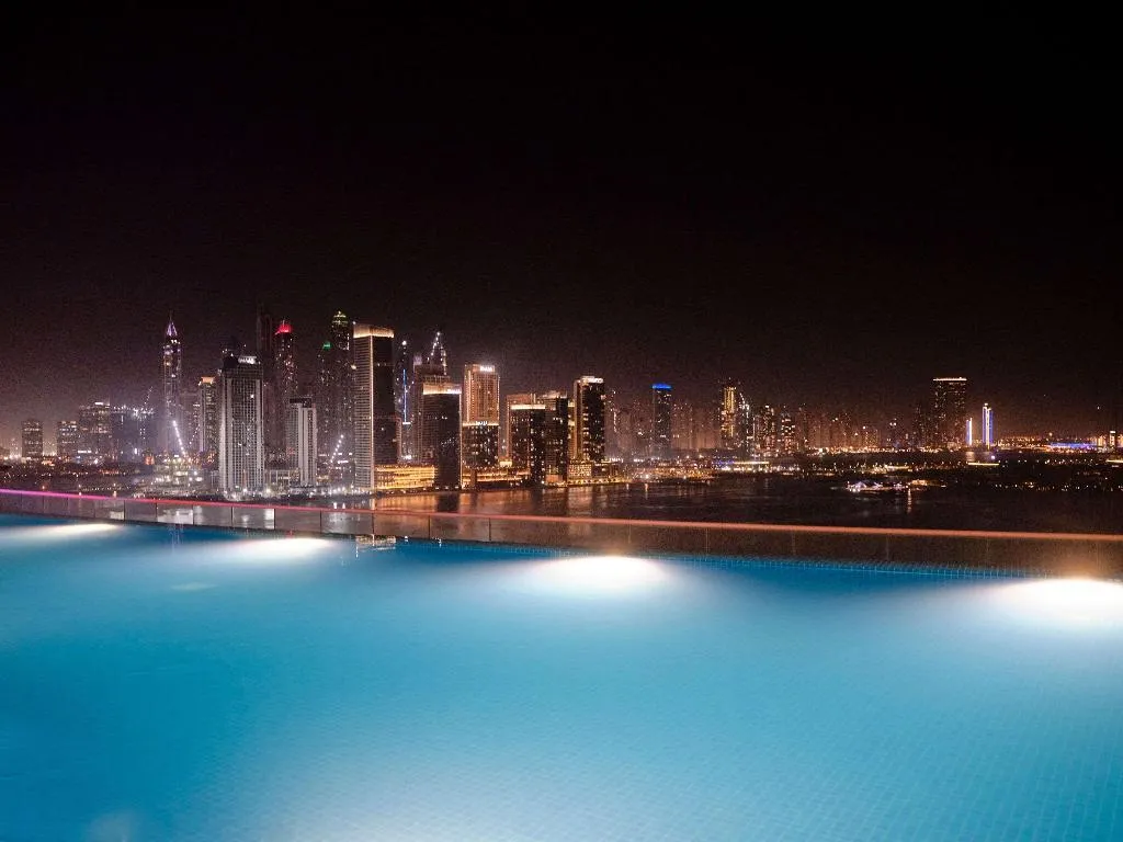 Bar, NH Collection Dubai The Palm, Dubai