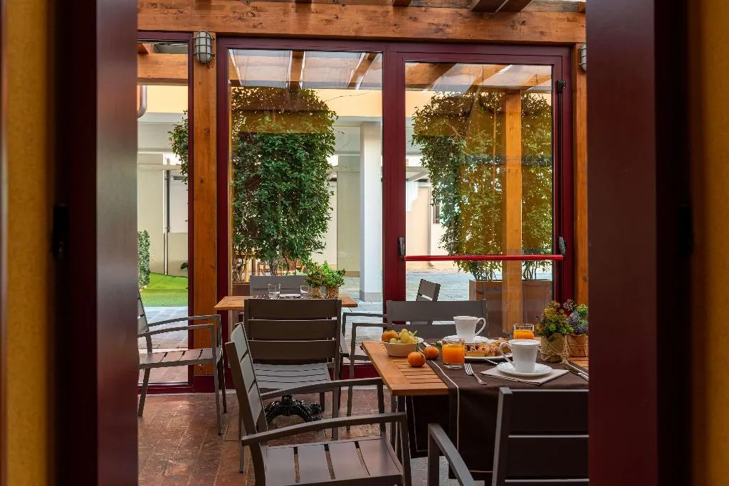 Restaurant, Unaway Ecohotel Villa Costanza Venezia, Venice