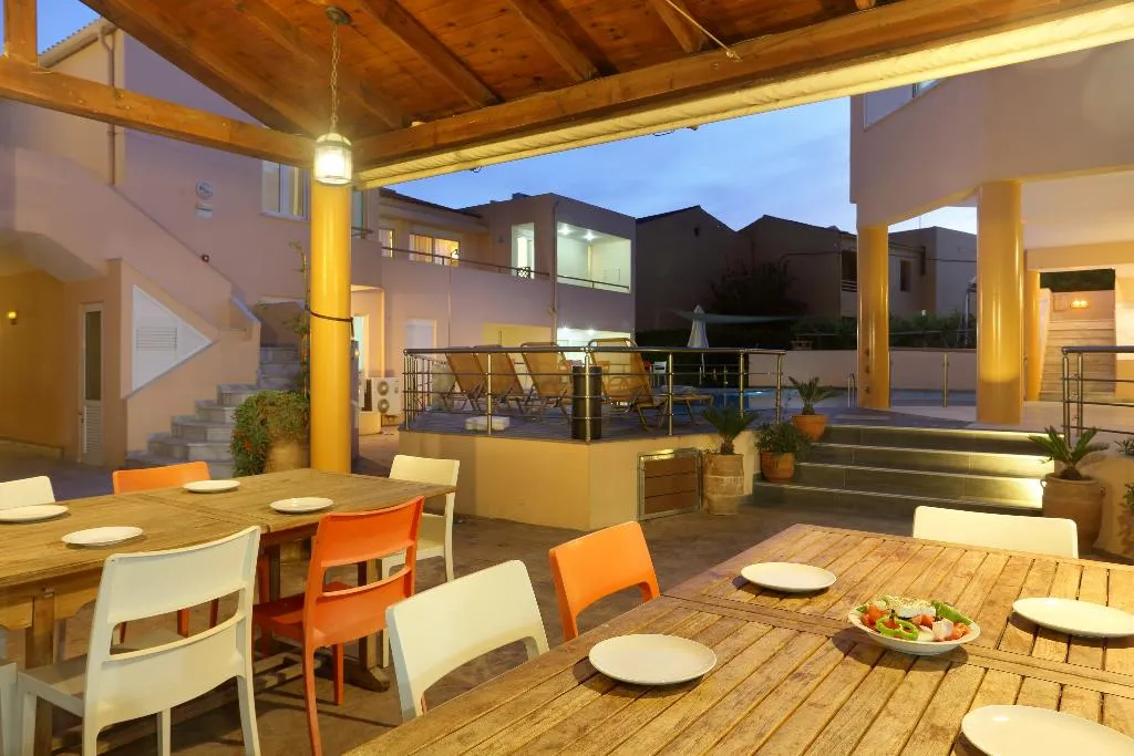 Restaurant, Elma's Dream Apartments, Crete
