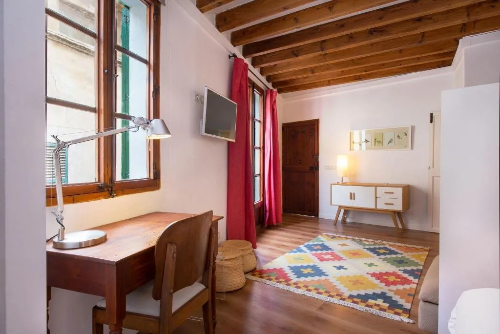 Room, Canavall, Majorca