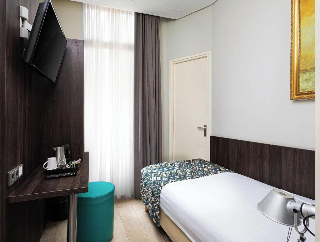 SINGLE STANDARD Room, Hotel Damsquare, Amsterdam