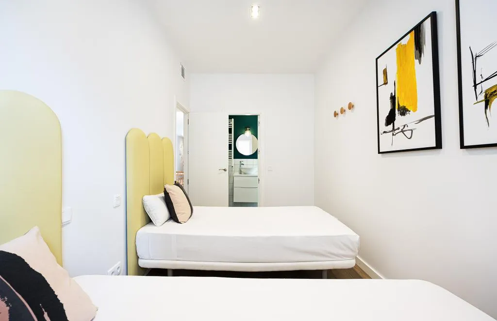 APARTMENT TWO BEDROOMS TWO BATHROOMS Room, Smartr Atocha Reina Sofia, Madrid