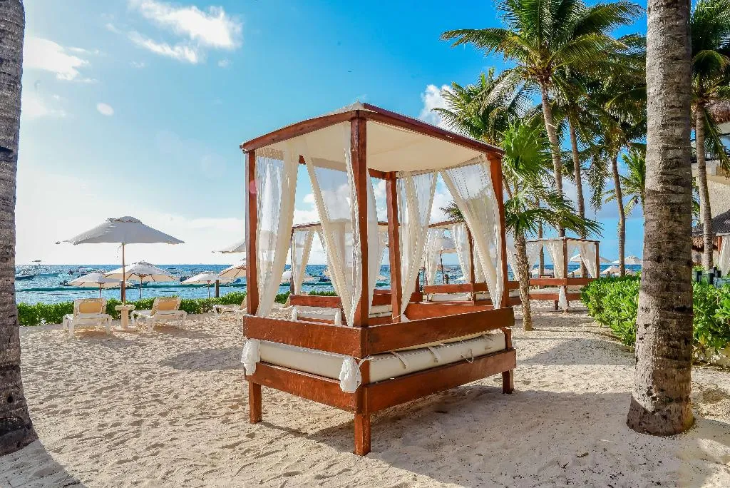 Beach, The Reef CocoBeach, Playa Del Carmen