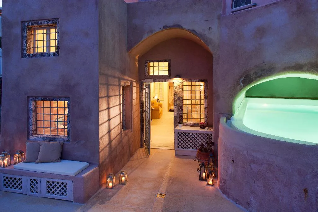 VILLA WITH PRIVATE POOL Room, Armeni Luxury Villas, Santorini