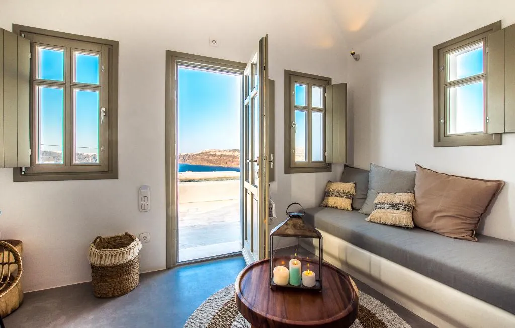 VILLA HONEYMOON Room, Cape 9, Santorini